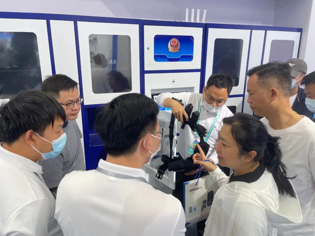 640-15.jpeg 640-15.jpeg