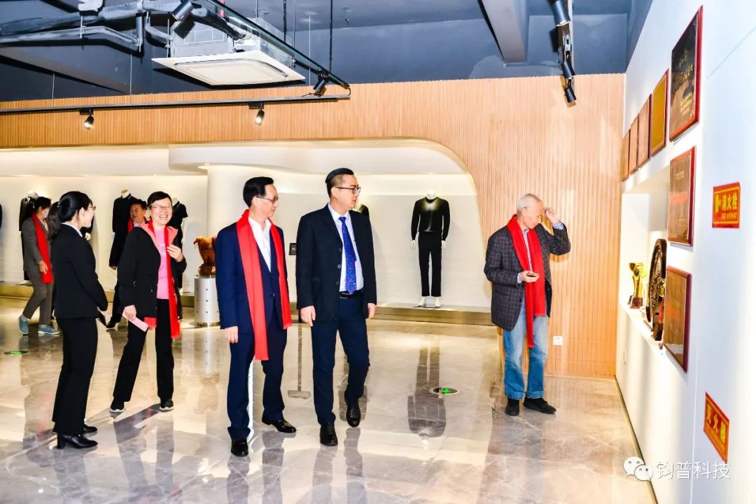 浙江钧普祝贺集团公司建企二十周年生日快乐(图4)