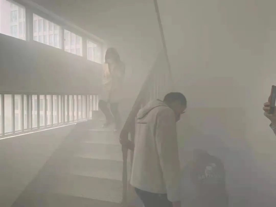 防患于未“燃”-浙江钧普开展消防演练(图2)